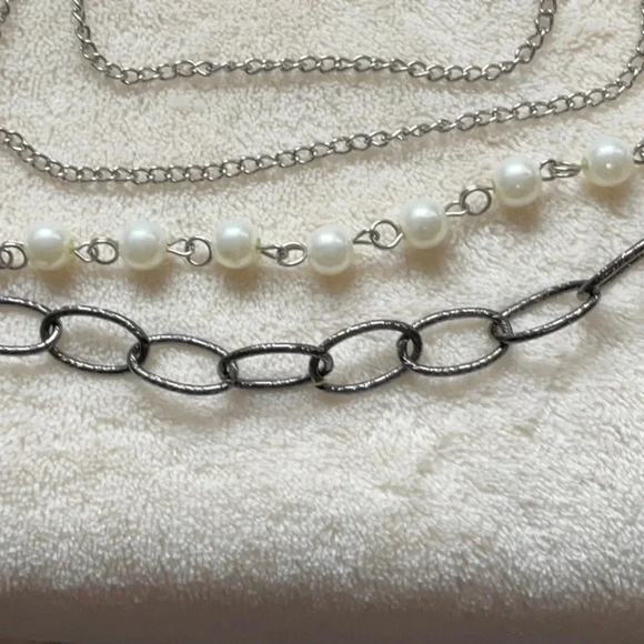 Necklace - Picture 4 of 6